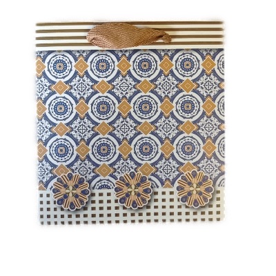 BOLSA DE REGALO VARIOS DISEÑOS 14 X 7 X 15 CM