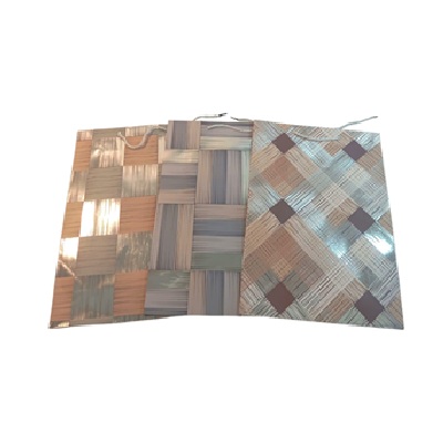 BOLSA DE REGALO VARIOS DISEÑOS 41.5 X 30 CM